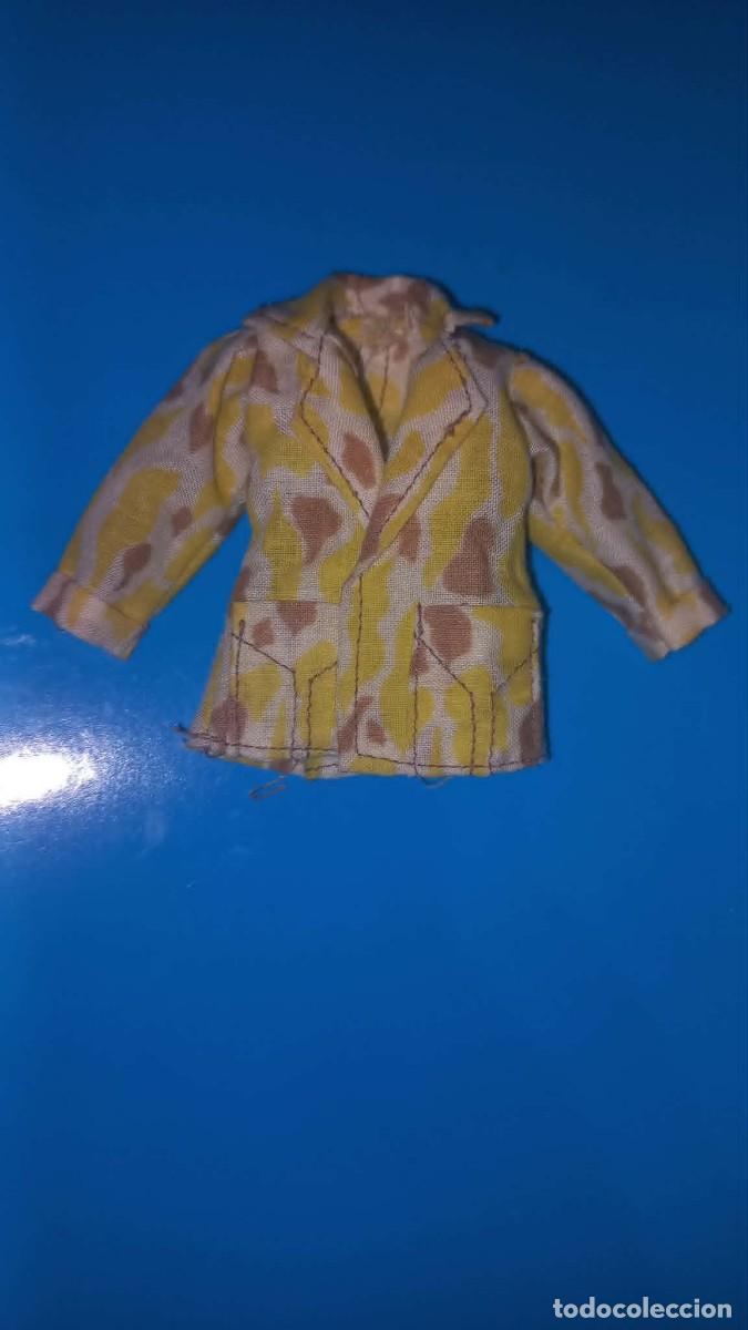 Vestidos mu&ntilde;ecas espa&ntilde;olas: Chaqueta de la mu&ntilde;eca Chabel del conjunto reportera - Feber, a&ntilde;os 80
