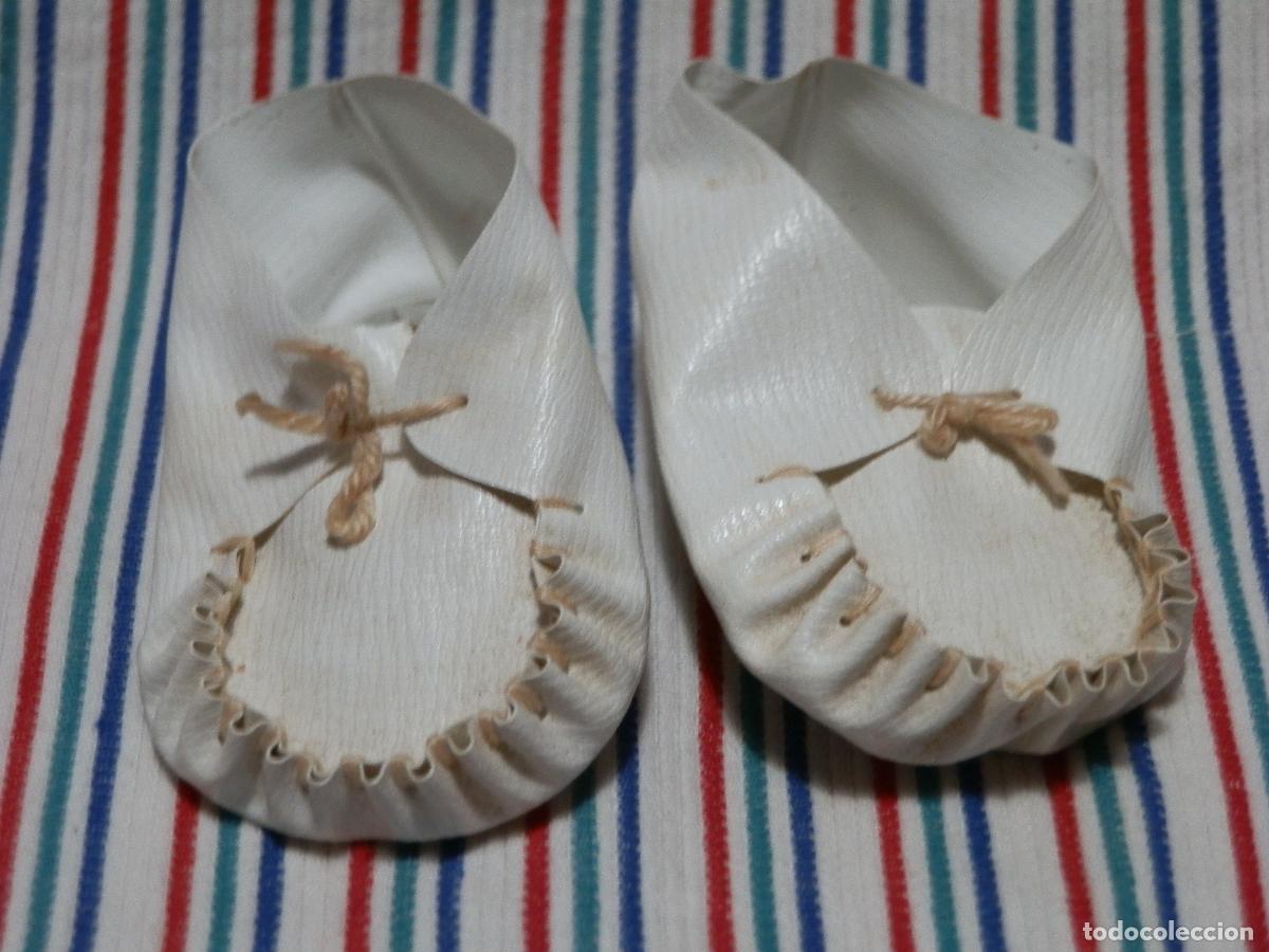 Vestidos mu&ntilde;ecas espa&ntilde;olas: ANTIGUOS ZAPATOS SIN MARCA PARA MU&Ntilde;ECA