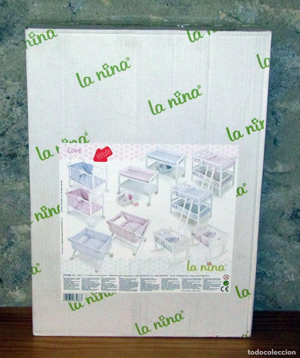 Vestidos mu&ntilde;ecas espa&ntilde;olas: CUNA DE MADERA DE LA NINA - NUEVA Y EN SU CAJA ORIGINAL - A ESTRENAR