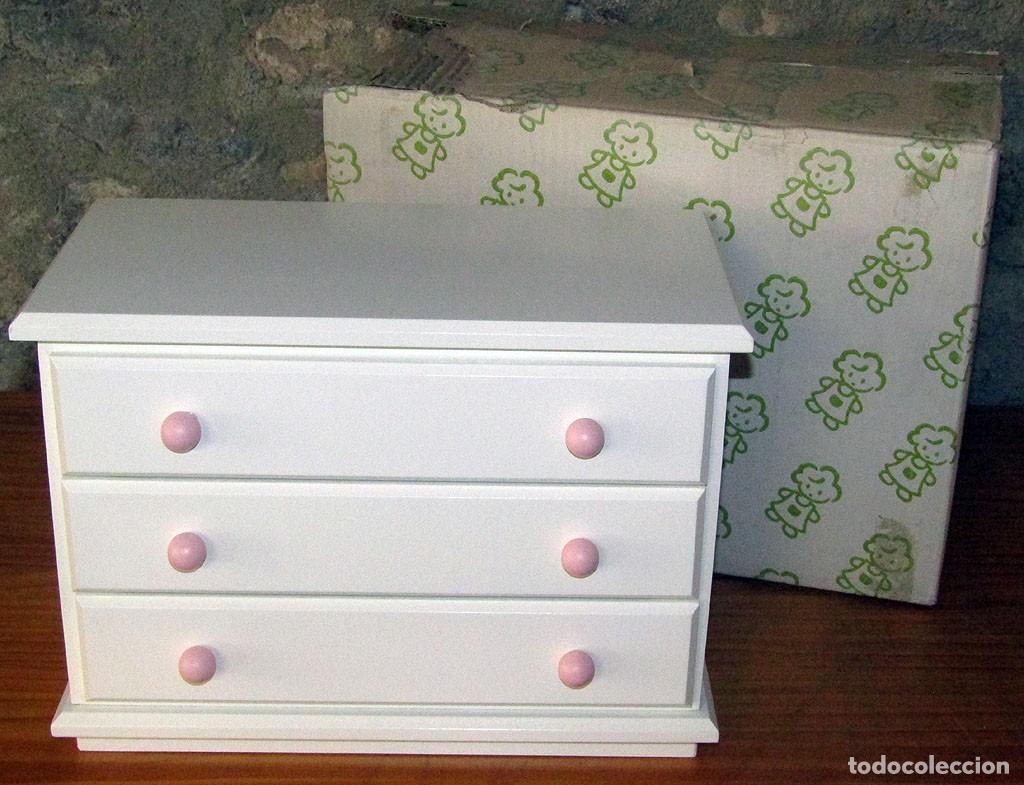 Vestidos mu&ntilde;ecas espa&ntilde;olas: COMODA O CAJONERA DE LA NINA - NUEVA Y EN SU CAJA - MADERA - DISET