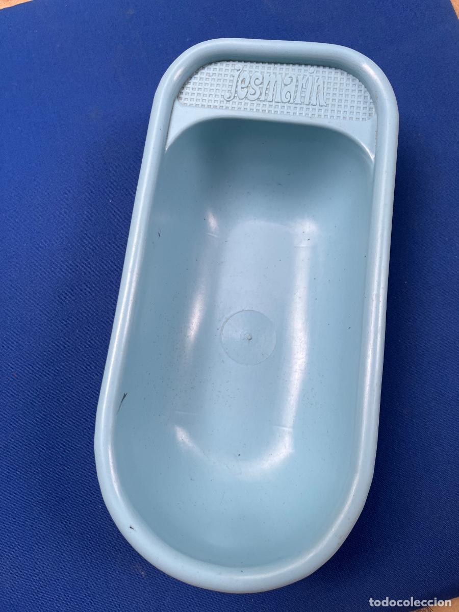 Vestidos mu&ntilde;ecas espa&ntilde;olas: Ba&ntilde;era para mu&ntilde;eca de Jesmar&iacute;n. Azul claro