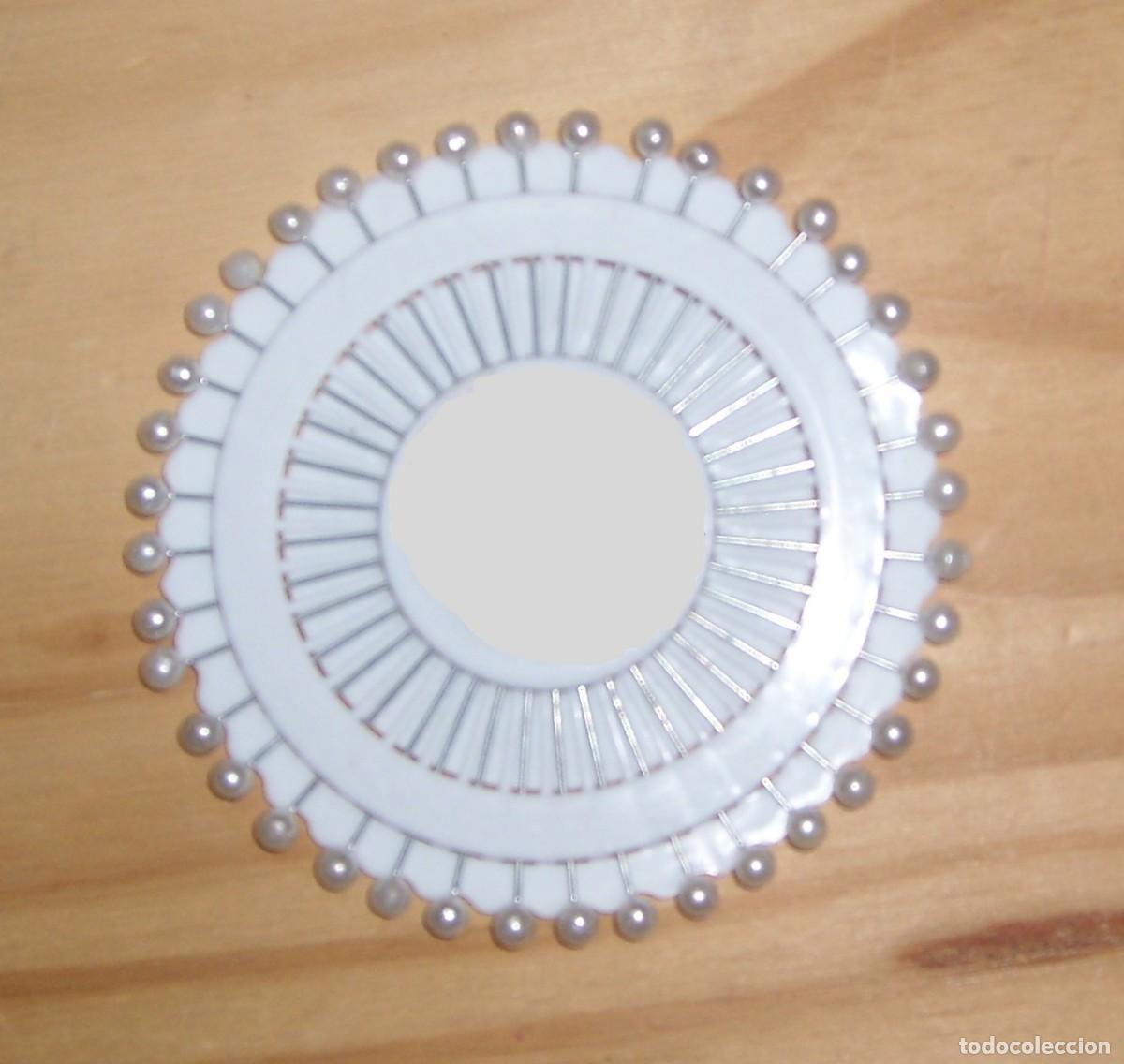 Vestidos mu&ntilde;ecas espa&ntilde;olas: ALFILERES PENDIENTES BLANCOS PARA MU&Ntilde;ECA