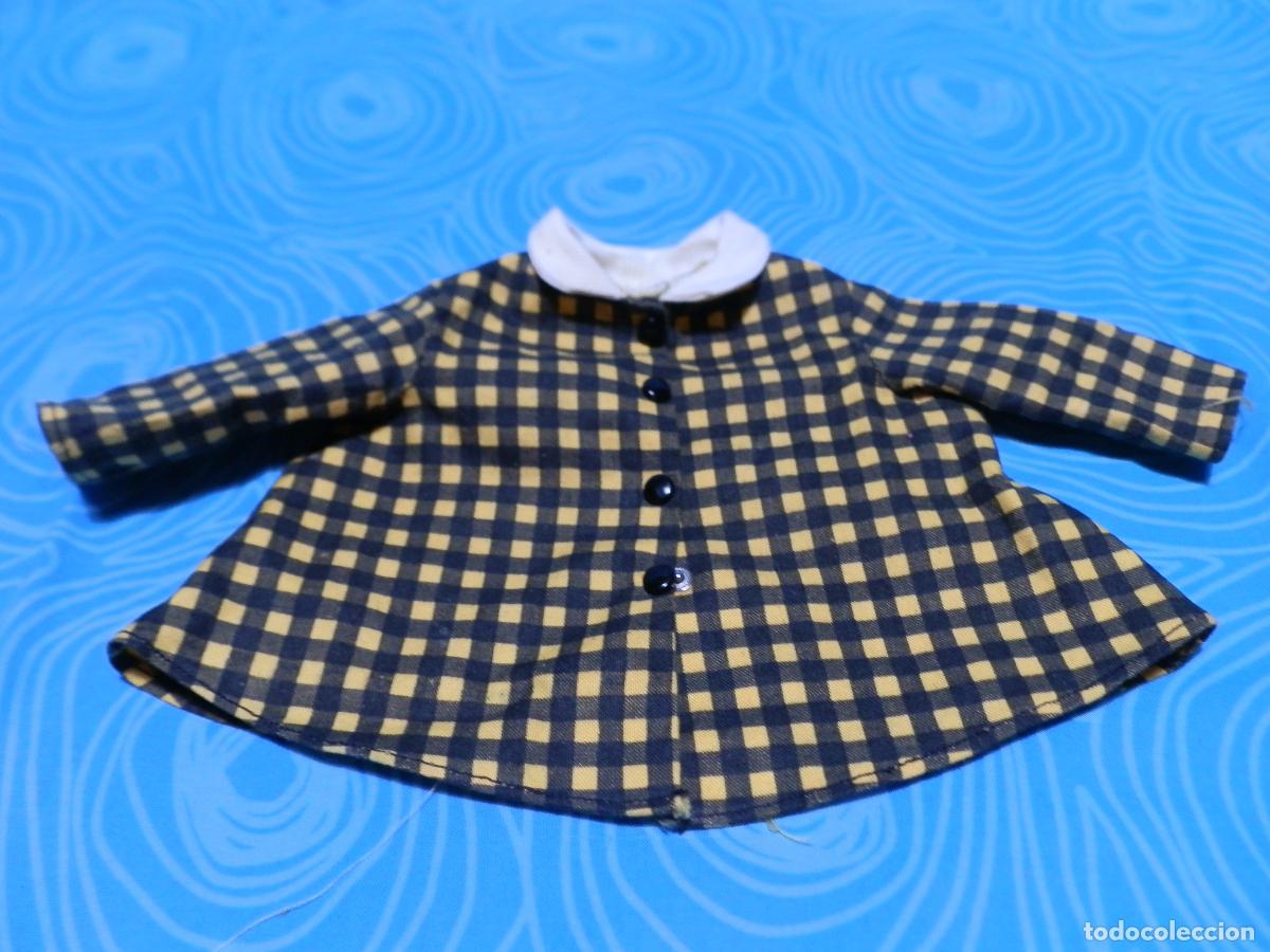 Vestidos mu&ntilde;ecas espa&ntilde;olas: ANTIGUO ABRIGO SIN MARCA PARA MU&Ntilde;ECA