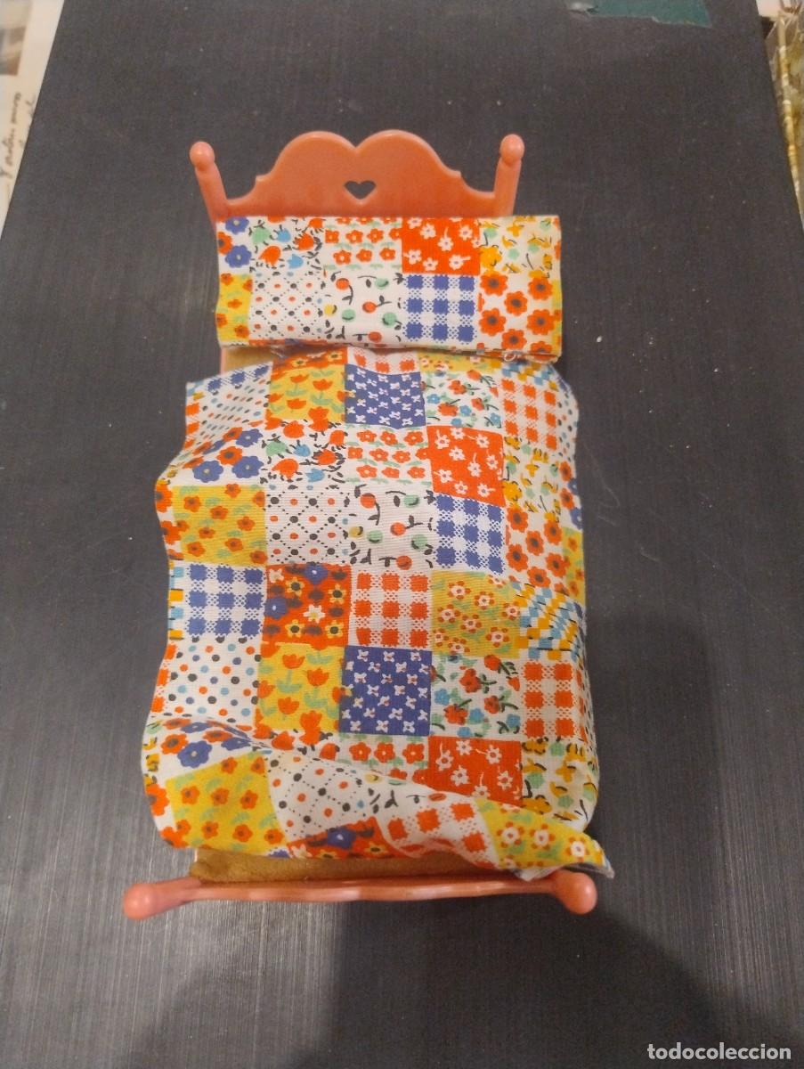 Vestidos mu&ntilde;ecas espa&ntilde;olas: Cama original de Laura de las monta&ntilde;as de Toyse