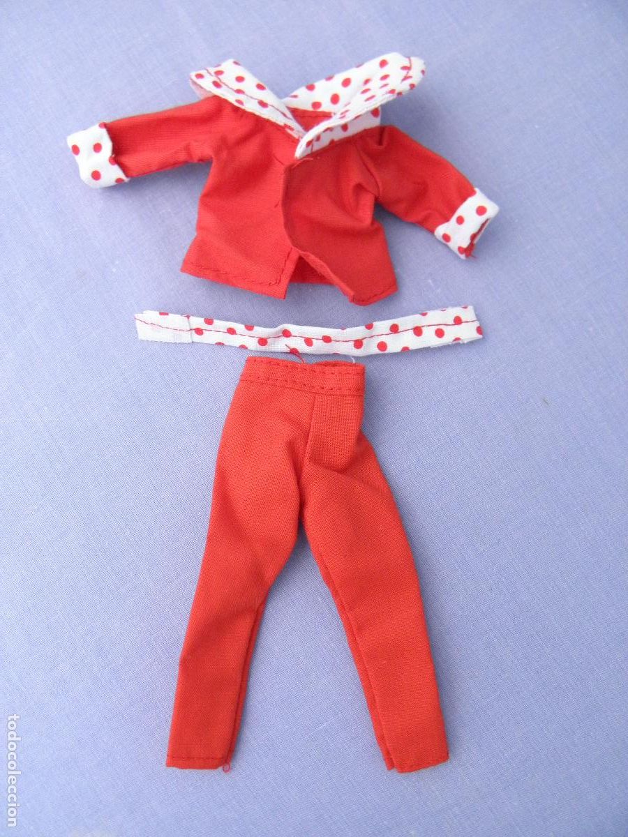 Vestidos mu&ntilde;ecas espa&ntilde;olas: Conjunto de ropa de Chabel Yey&eacute; nuevo - Foto 1