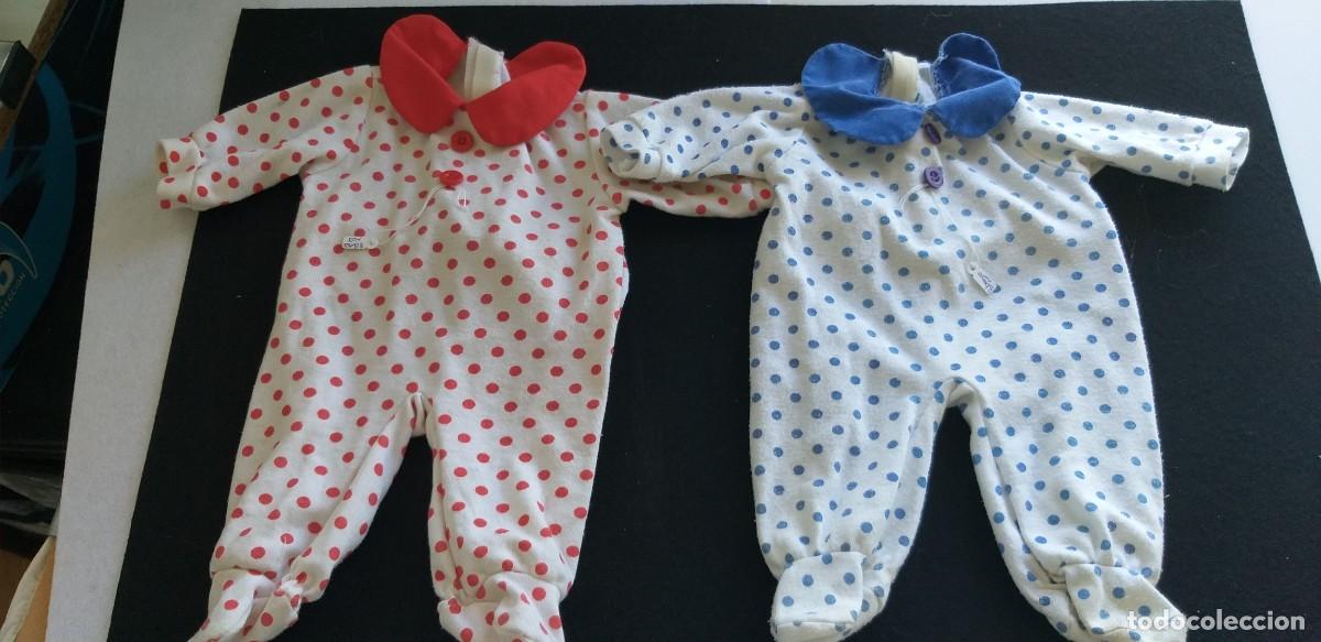 Vestiti Bambole Spagnole: 2 PIJAMAS, ROJO Y AZUL DE LAS MU&Ntilde;ECAS TRILLIZAS DE FAMOSA - LES 3 BESSONES