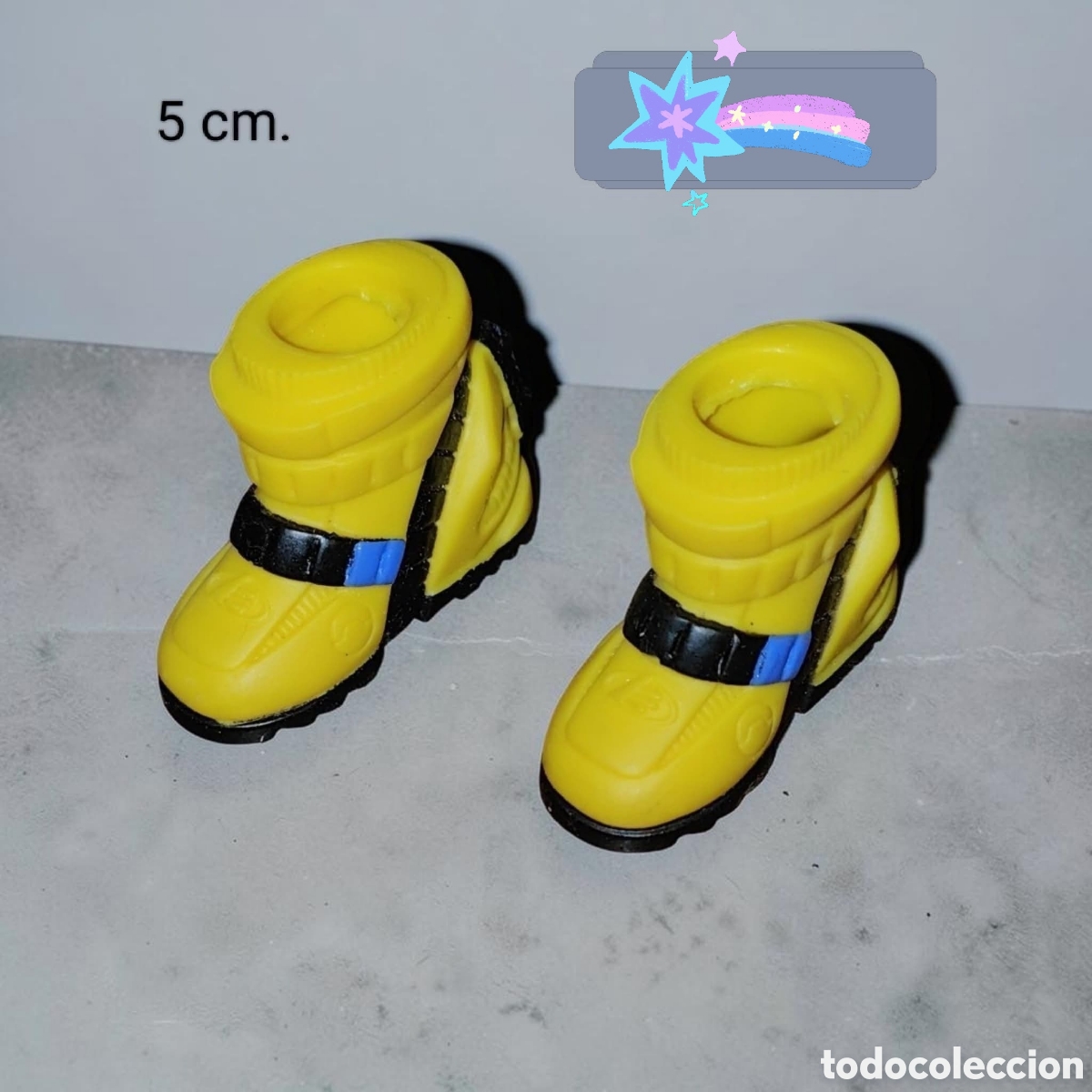 Vestidos mu&ntilde;ecas espa&ntilde;olas: :::: EN19 - BOTITAS AMARILLAS 5 CM.