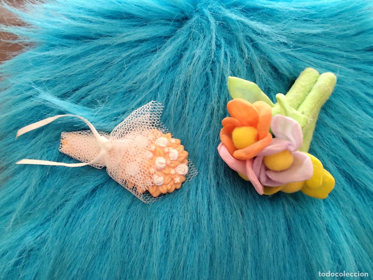 Vestidos mu&ntilde;ecas espa&ntilde;olas: Lote 2 Ramos de Flores para Mu&ntilde;ecas
