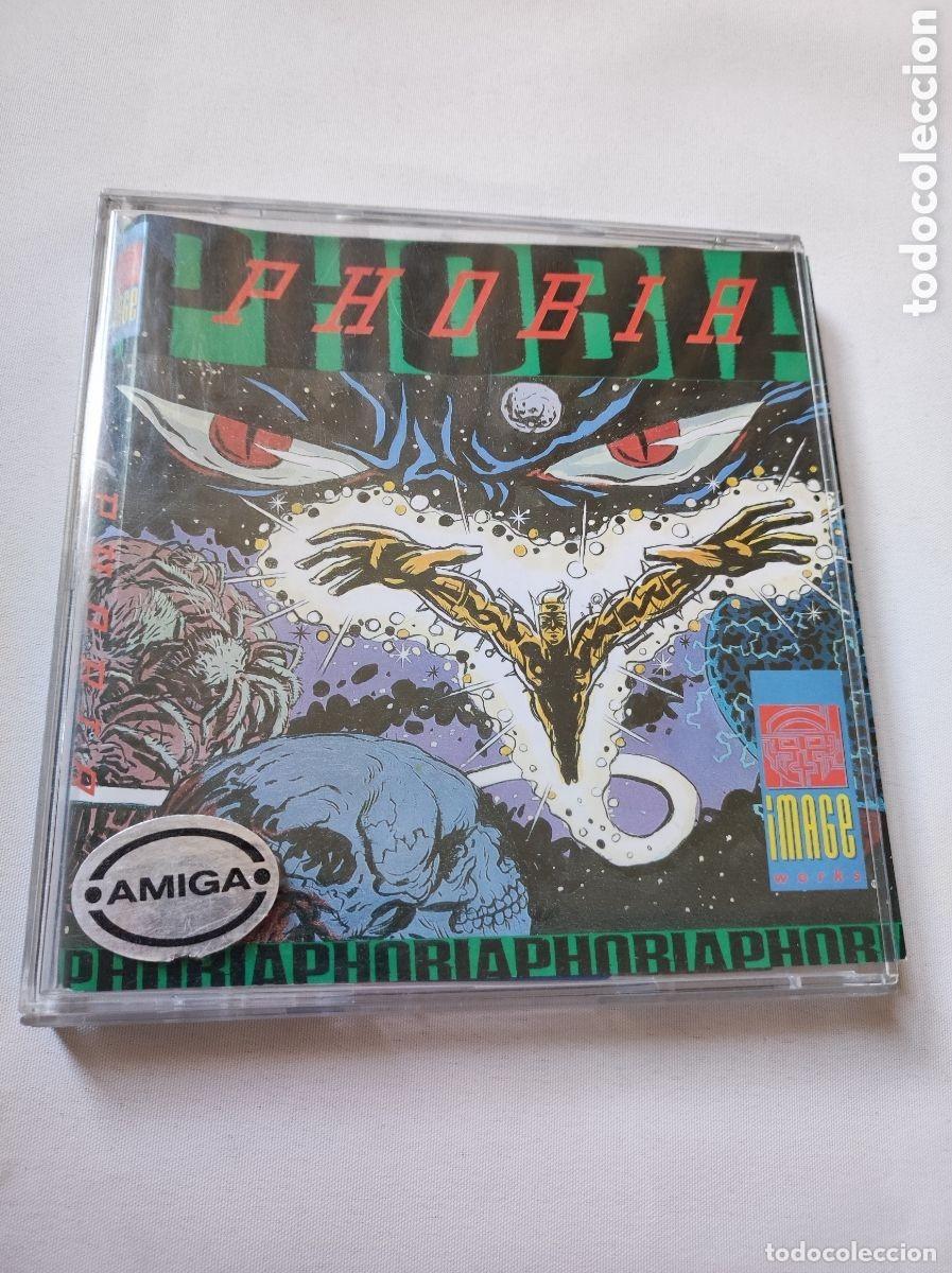 Jeux Vid&eacute;o et Consoles: Antiguo Juego para Amiga Phobia en su caja
