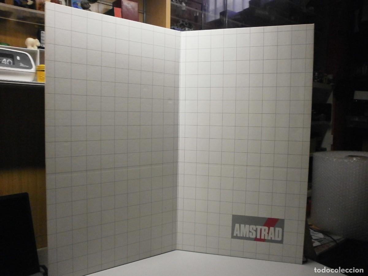 Videojuegos y Consolas: antiguo cartel display expositor de tienda amstrad mide 72x82x1 cms