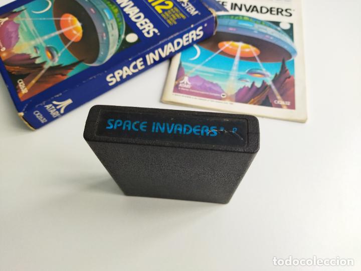 Videojuegos y consolas: SPACE INVADERS - ATARI VCS 1980 - COMPLETO CON INSTRUCCIONES - FUNCIONANDO - Foto 14