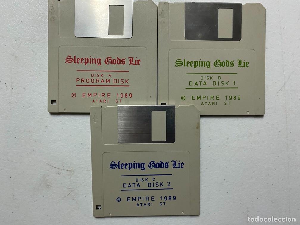 Videojuegos y consolas: SLEEPING GODS LIE (S&Oacute;LO DISCOS) - VIDEOJUEGO ATARI ST - STE - Foto 1