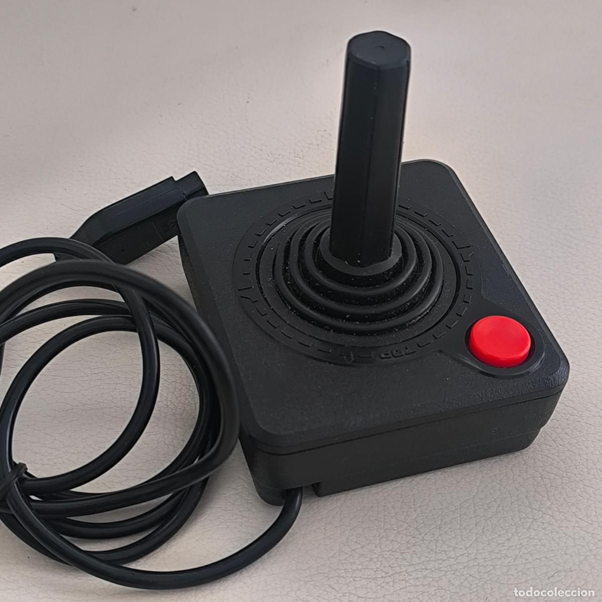 Videojuegos y consolas: Mando Retro Original Atari 2600 - Joystick 1 Bot&oacute;n - Foto 2
