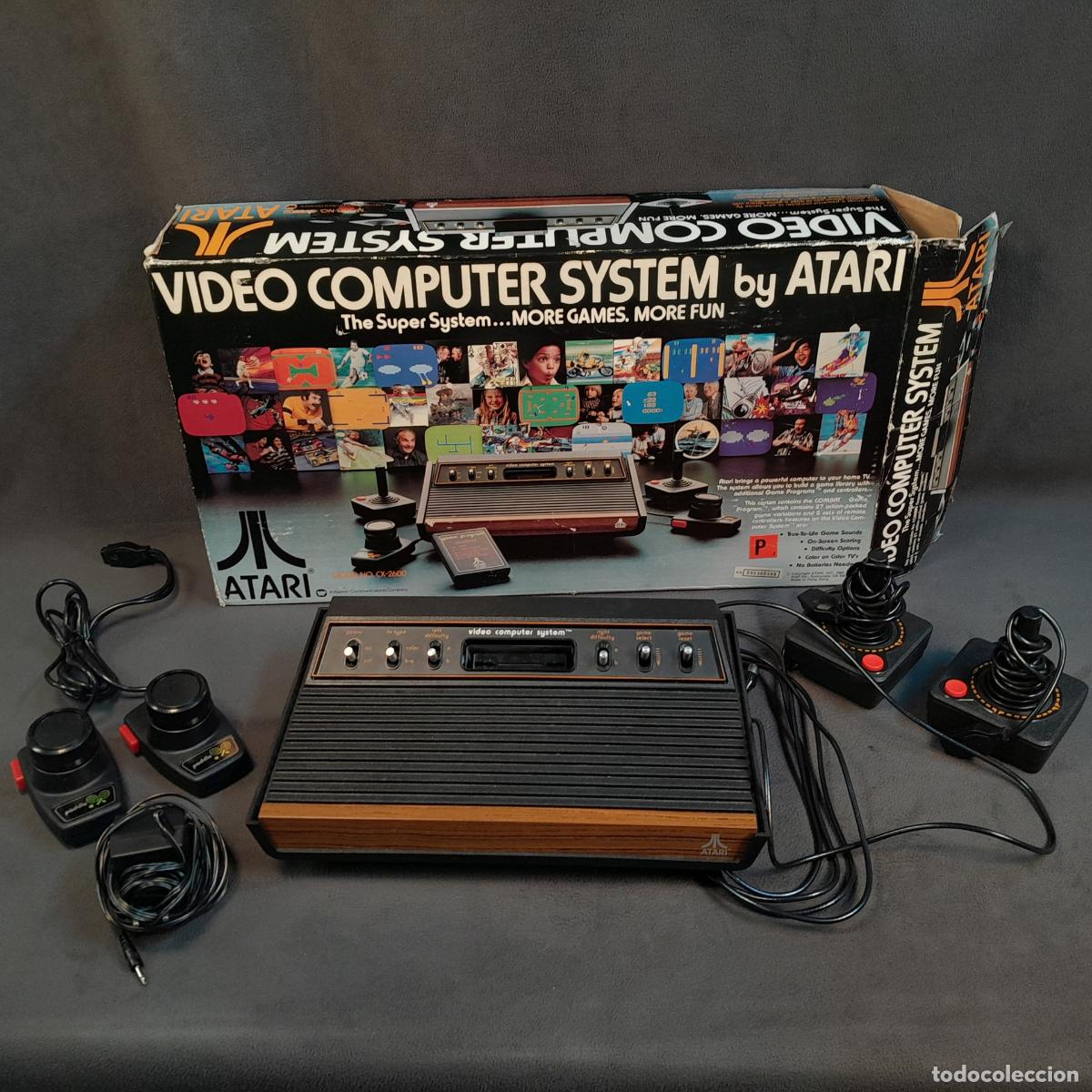 Videojuegos y consolas: CONSOLA ATARI VIDEO COMPUTER SYSTEM (VCS 2600) MODELO CX-2600 P &laquo;FOUR SWITCH&raquo; / &laquo;WOODY&raquo;. 1980