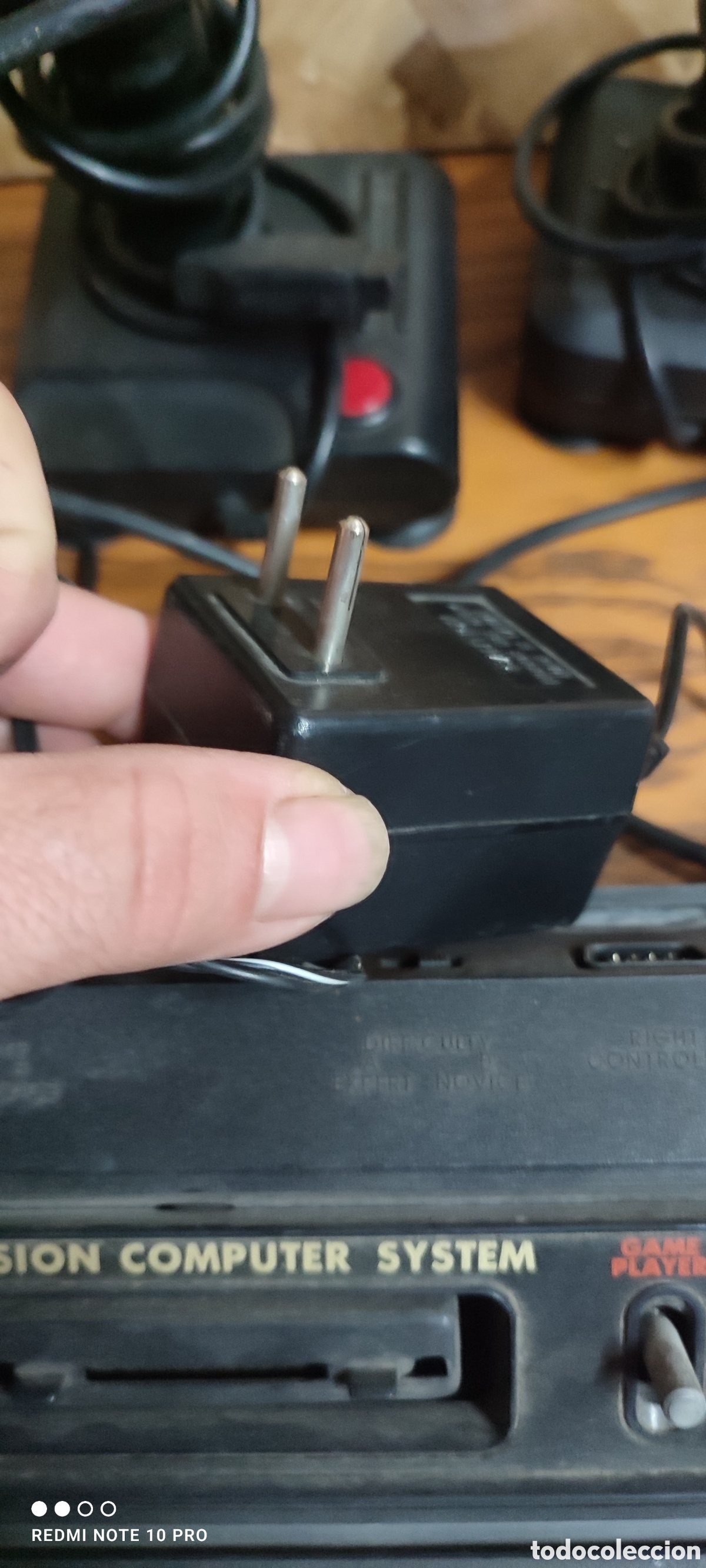 Videojuegos y consolas: Antigua consola Clonica de Atari con dos mandos y 3 joysticks. No probada - Foto 5