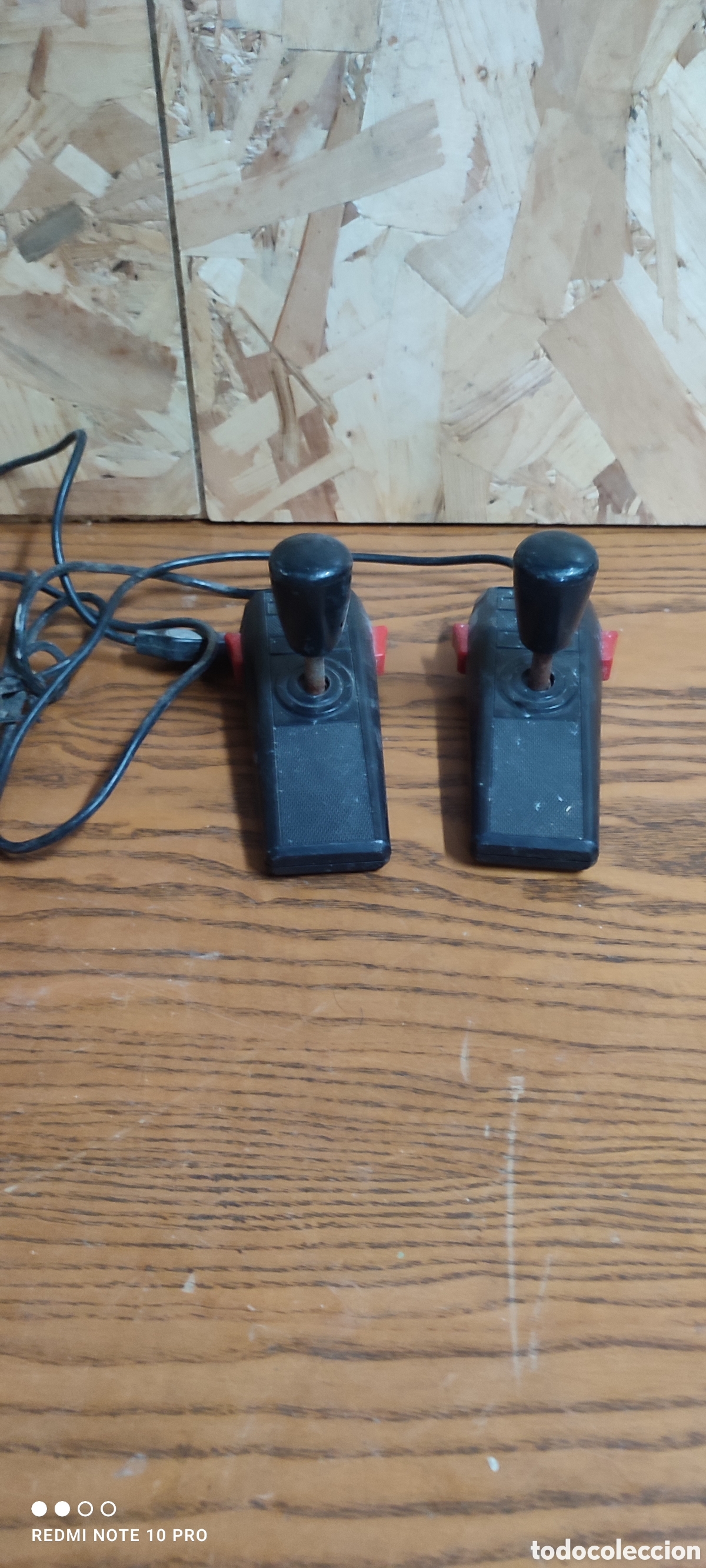 Videojuegos y consolas: Antigua consola Clonica de Atari con dos mandos y 3 joysticks. No probada - Foto 13