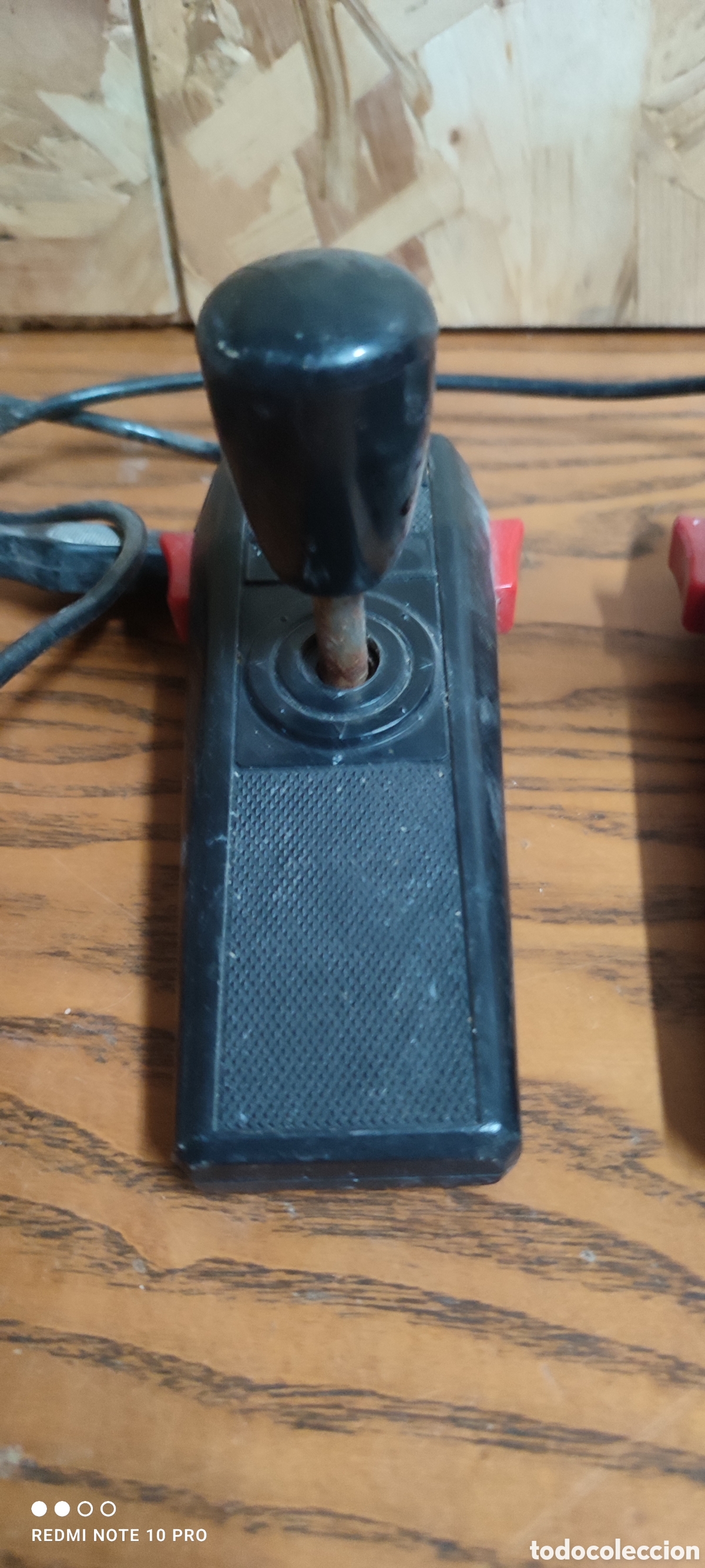 Videojuegos y consolas: Antigua consola Clonica de Atari con dos mandos y 3 joysticks. No probada - Foto 14
