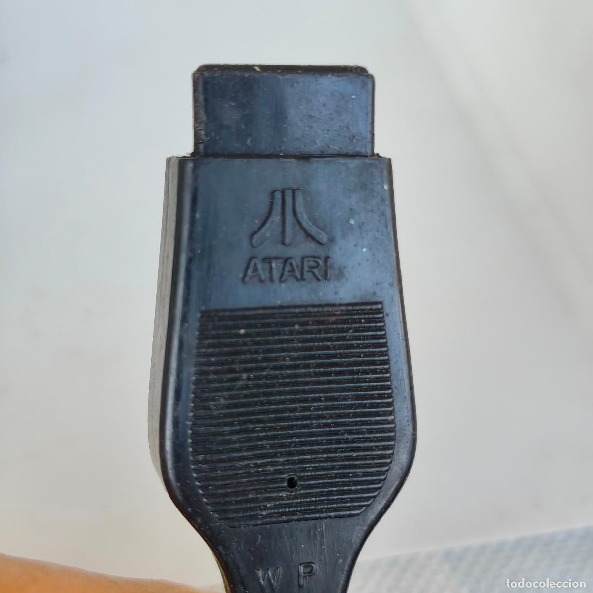 Videojuegos y consolas: Mando Retro Original Atari 2600 - Joystick 1 Bot&oacute;n - Foto 4