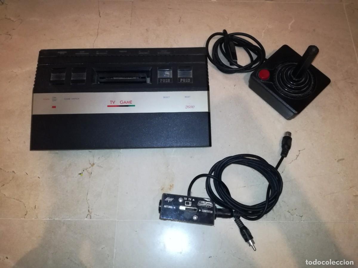 Videojuegos y consolas: CONSOLA CLON ATARI 2600 + MANDO - Foto 1
