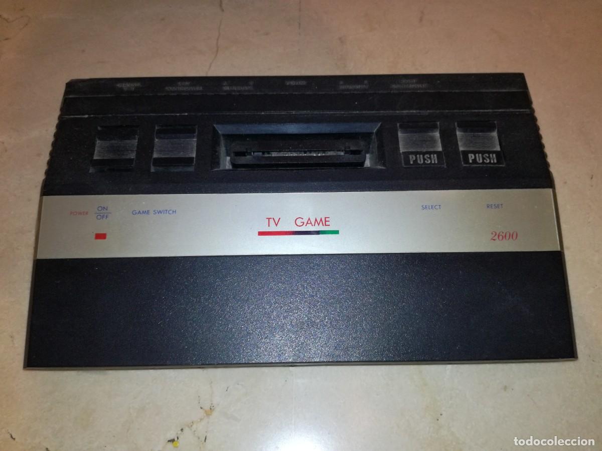 Videojuegos y consolas: CONSOLA CLON ATARI 2600 + MANDO - Foto 2