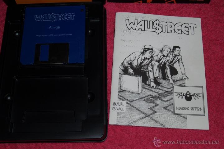 Videojuegos y consolas: GAME FOR COMMODORE AMIGA ERBE 1989 WALLSTREET SPANISH VERSION COMPLET - Foto 2