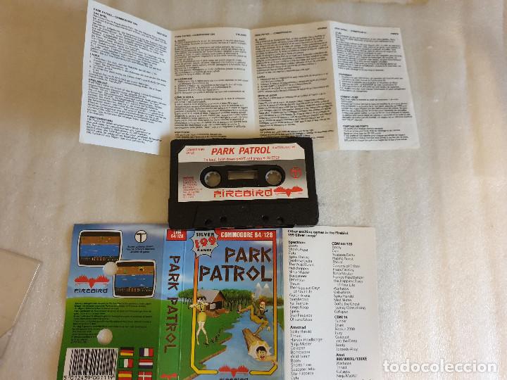 Videojuegos y consolas: JUEGO EN CASSETTE PARA COMMODORE PARK PATROL - Foto 2