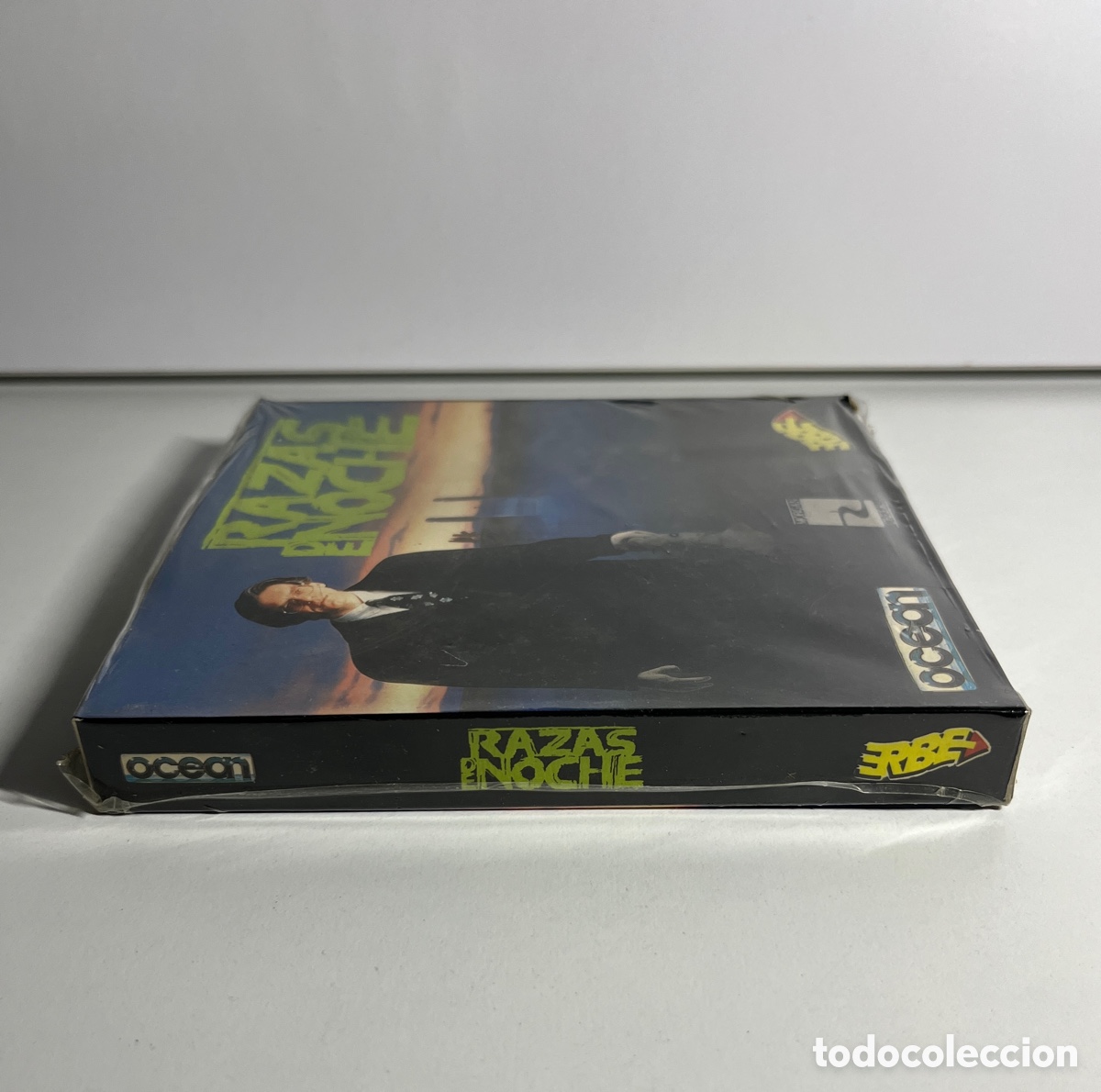 Videojuegos y consolas: Razas de noche Commodore precintado - Foto 4
