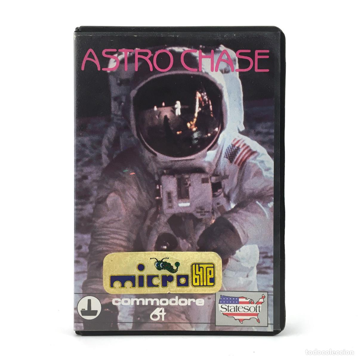 Videojuegos y consolas: ASTRO CHASE ESTUCHE MICROBYTE FIRST STAR SOFTWARE / FERNANDO HERRERA 1984 COMMODORE 64 C64 CASSETTE - Foto 1