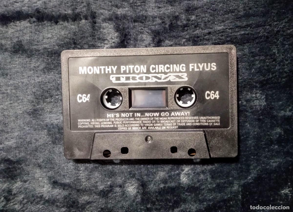 Videojuegos y consolas: MONTY PYTHONS FLYING CIRCUS. VIRGIN GAMES. COMMODORE 64 C64. - Foto 9