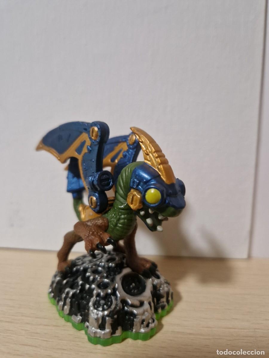 Videojuegos y consolas: Figura Skylanders: Spyro&acute;s Adventure Drobot - Foto 1