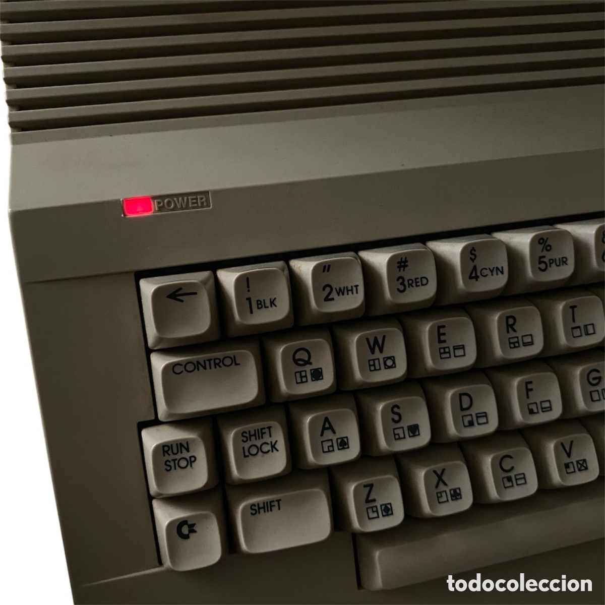 Videojuegos y consolas: Ordenador Commodore 64 en su caja y con corchos - Foto 13