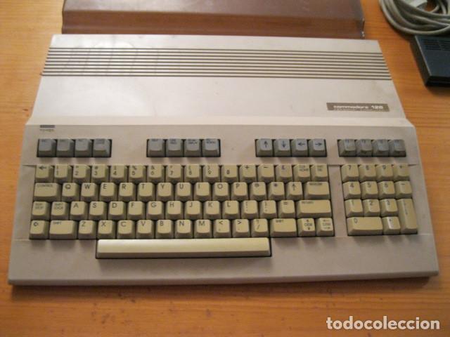 Videojuegos y Consolas: Commodore 128 con accesorios