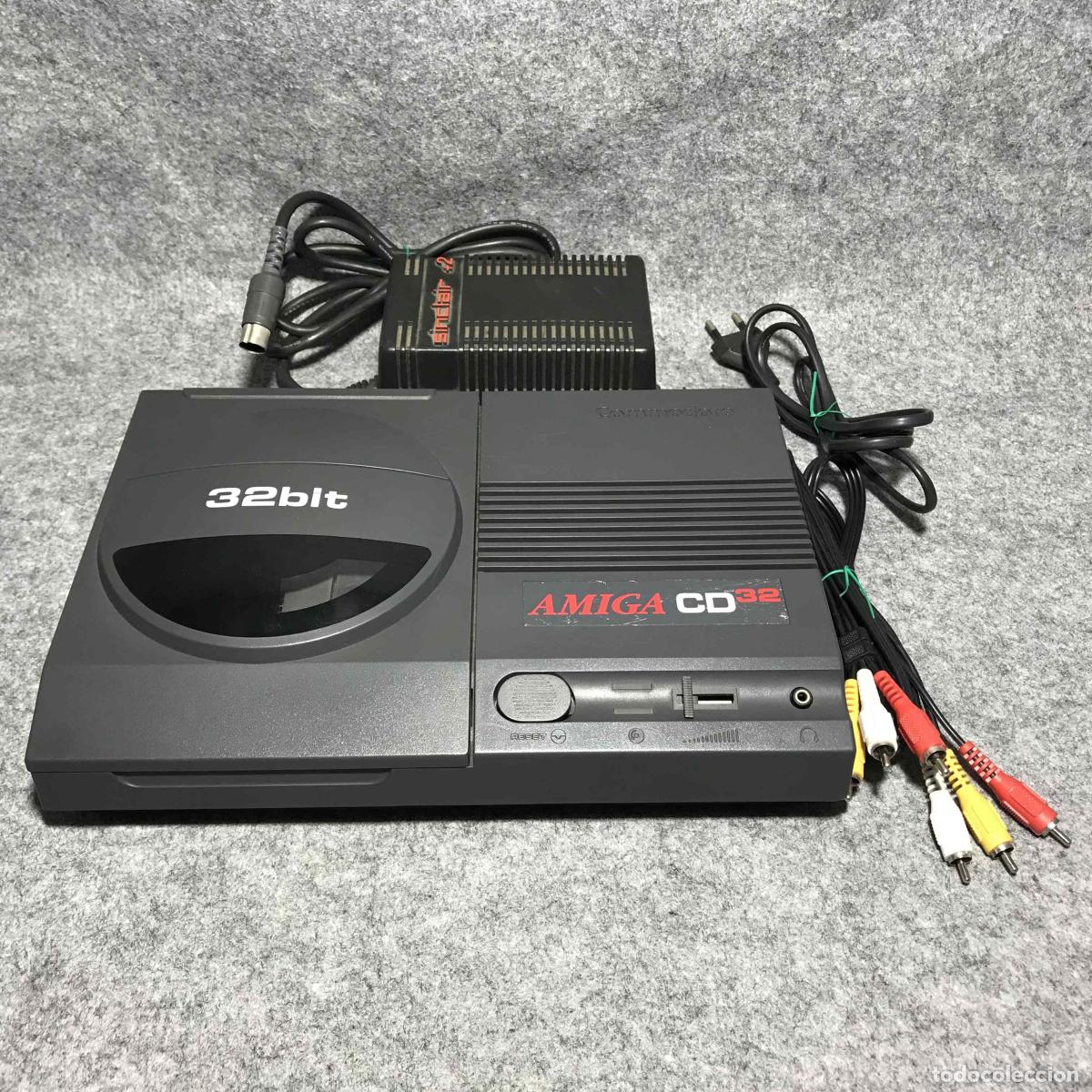 Videojuegos y consolas: CONSOLA COMMODORE AMIGA CD32+AV+FUENTE COMPATIBLE - Foto 1