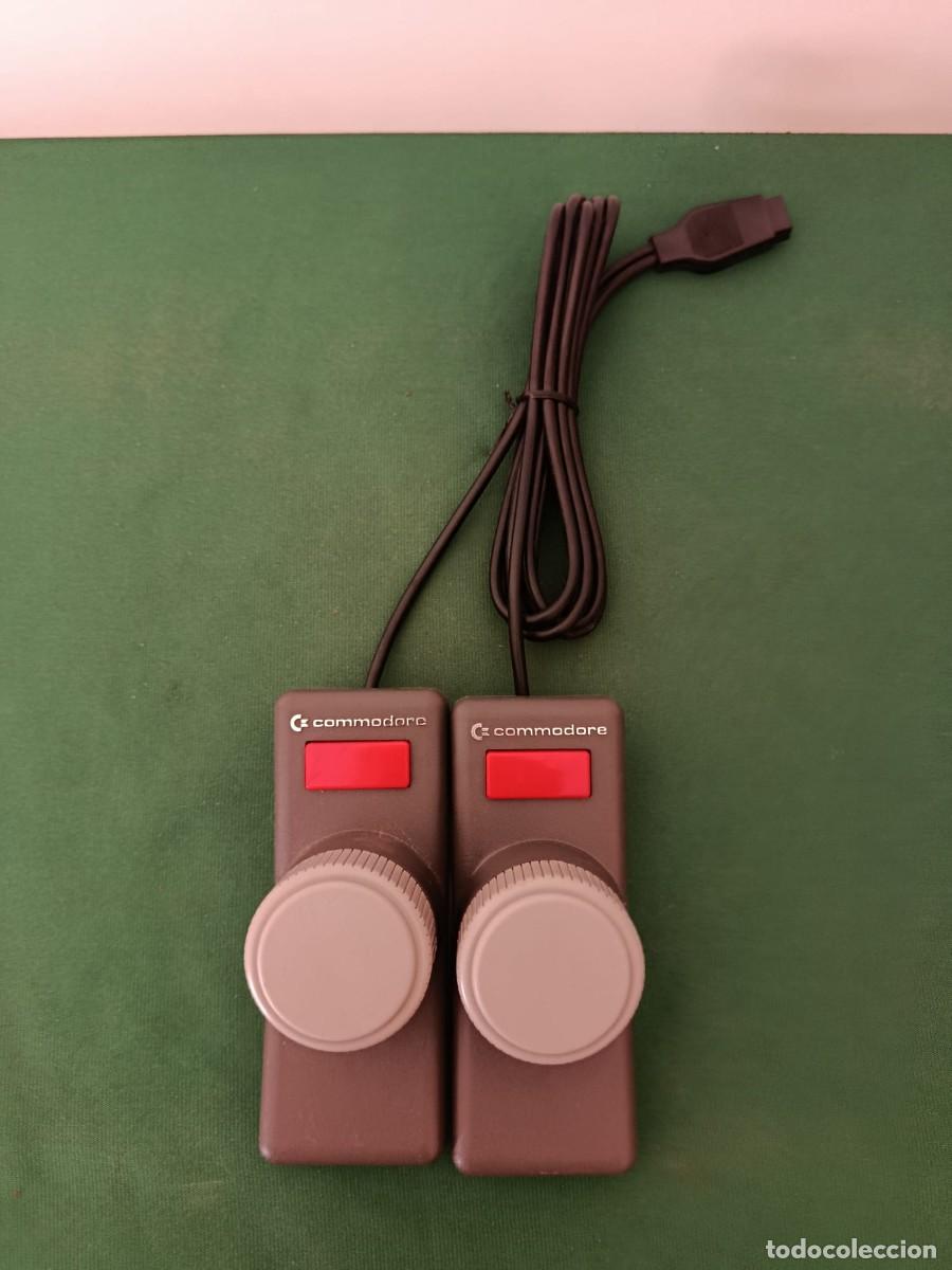 Videojuegos y consolas: Commodore Vintage Vic 20 C64 Paddle Controllers