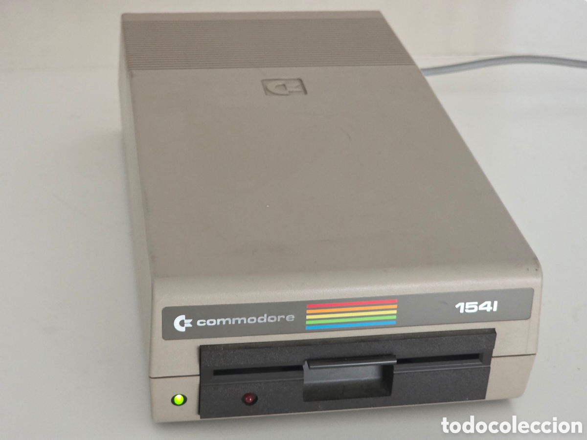 Videojuegos y consolas: Commodore 1541 disquetera original C64 vintage - Foto 3