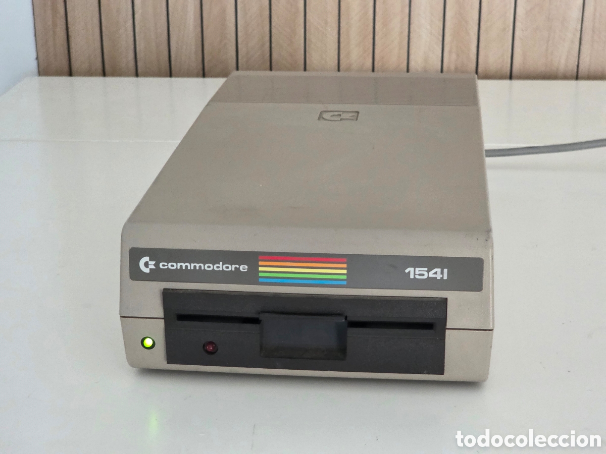 Videojuegos y consolas: Commodore 1541 disquetera original C64 vintage - Foto 4