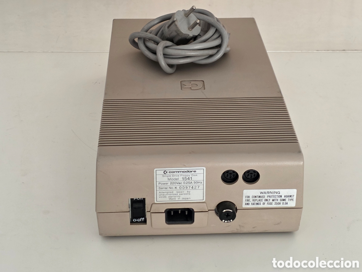 Videojuegos y consolas: Commodore 1541 disquetera original C64 vintage - Foto 9