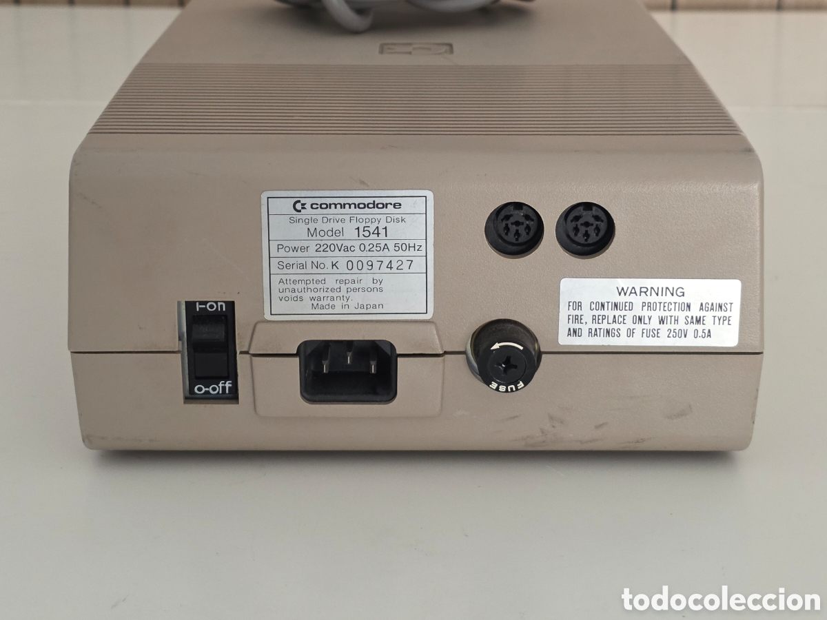 Videojuegos y consolas: Commodore 1541 disquetera original C64 vintage - Foto 10