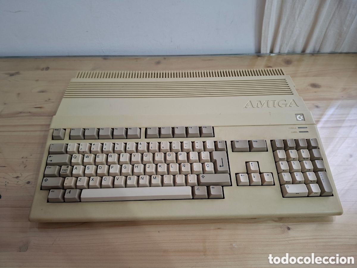 Videojuegos y consolas: COMMODORE Amiga 500 y HD8+ - Foto 2