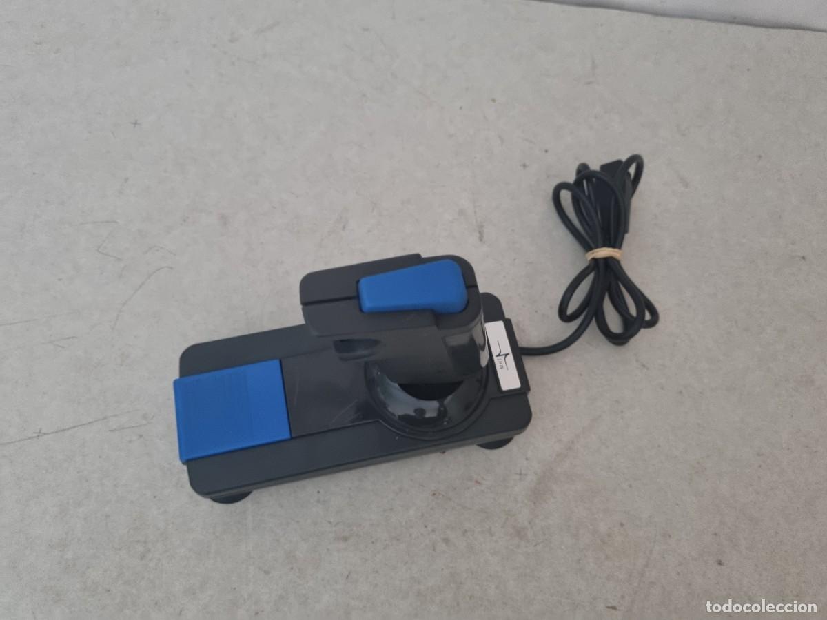 Videojuegos y consolas: Lote de 2 Joystick antiguos - Foto 11
