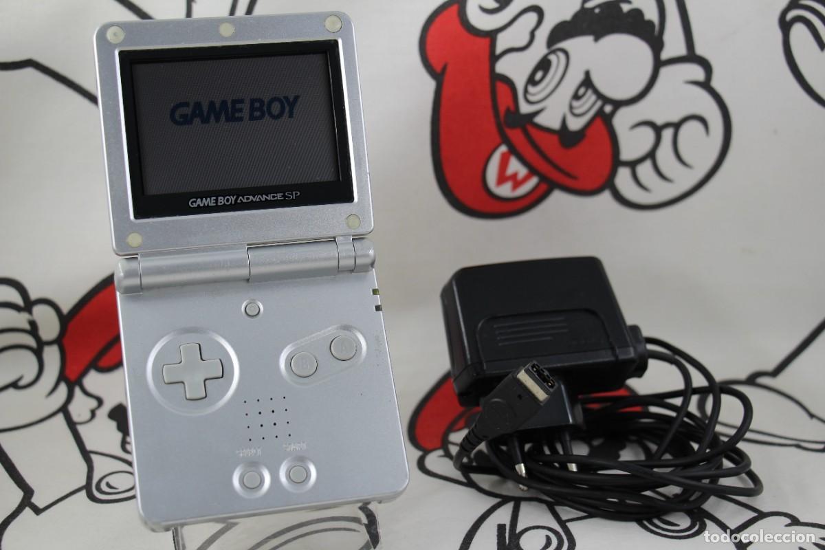 Videojuegos y Consolas: CONSOLA NINTENDO GAME BOY ADVANCE GBA SP SILVER AGS-001 CON CARGADOR FUNCIONANDO