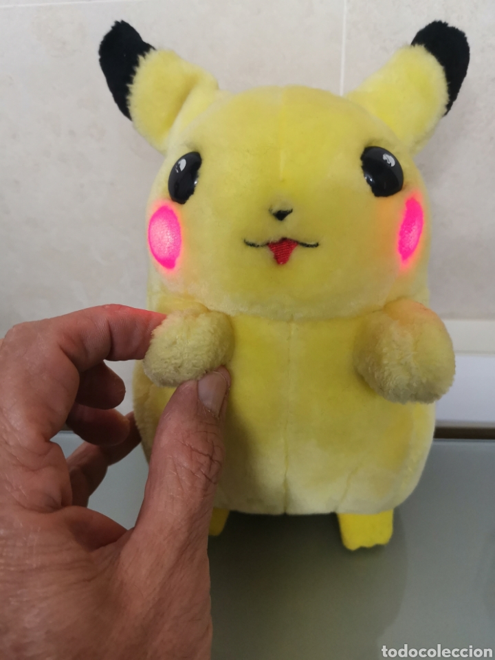 hasbro pikachu 1999