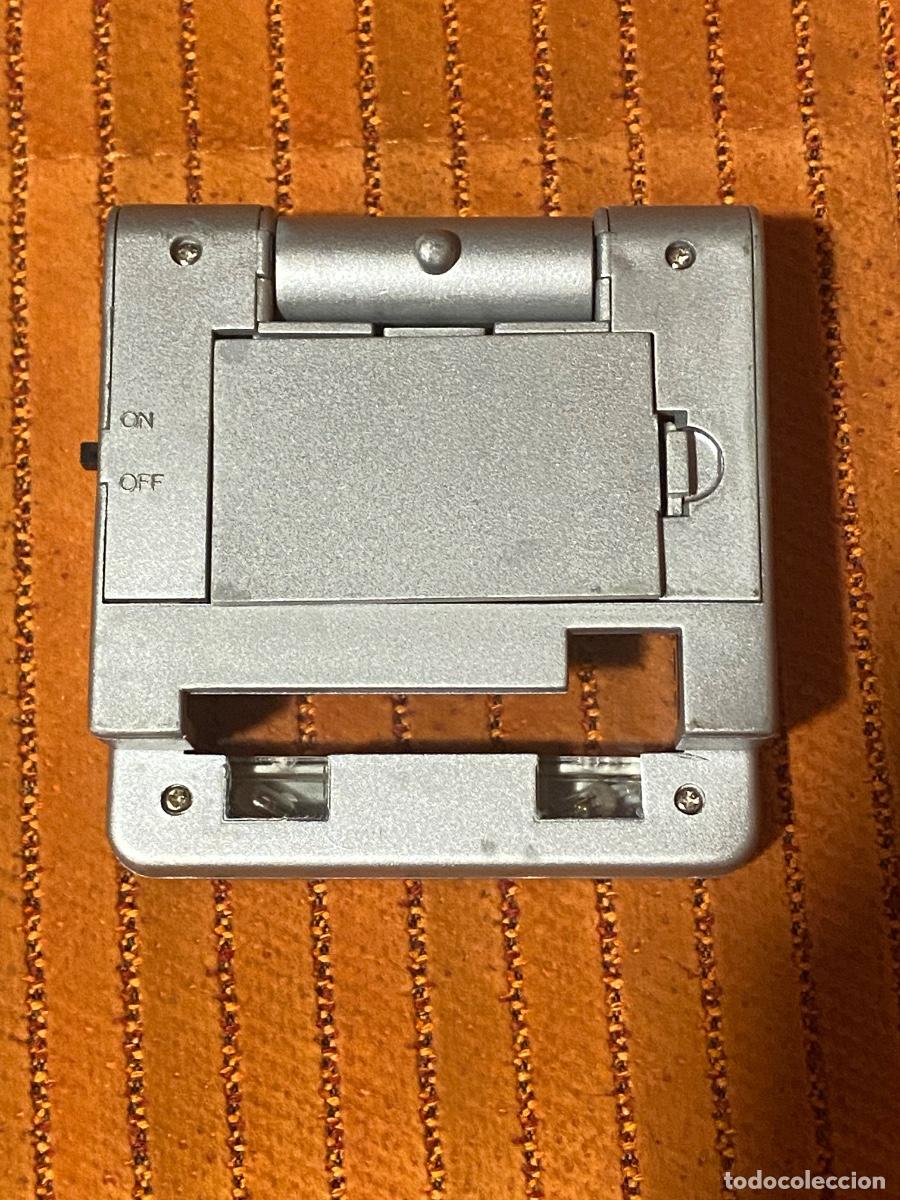 Videojuegos y consolas: Linterna luz para game boy - Foto 2