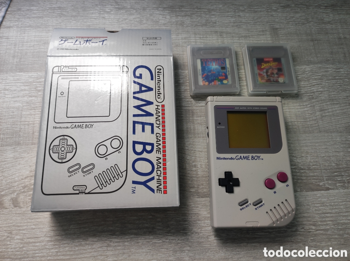 Videojuegos y Consolas: Game boy cl&aacute;sica con caja y dos juegos