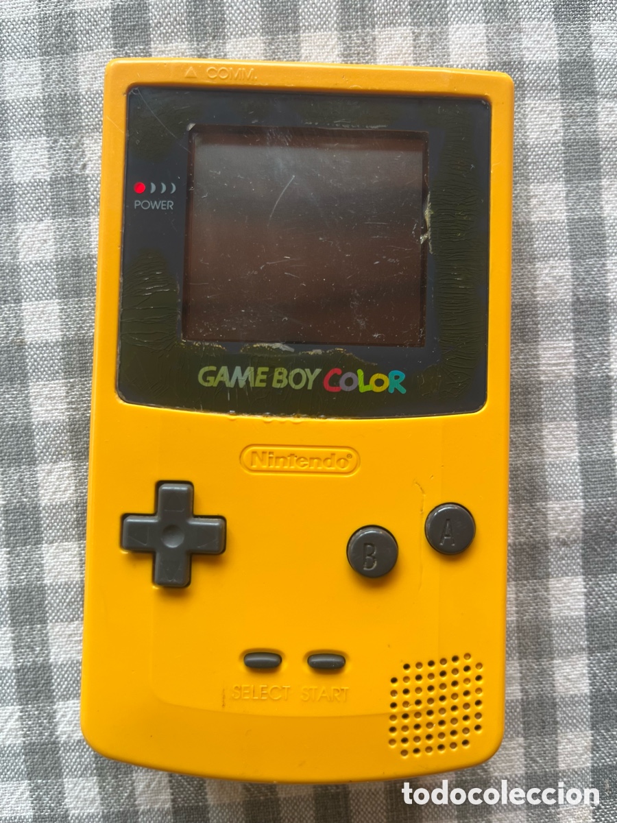 Videojuegos y consolas: Gameboy Color amarilla para reparar