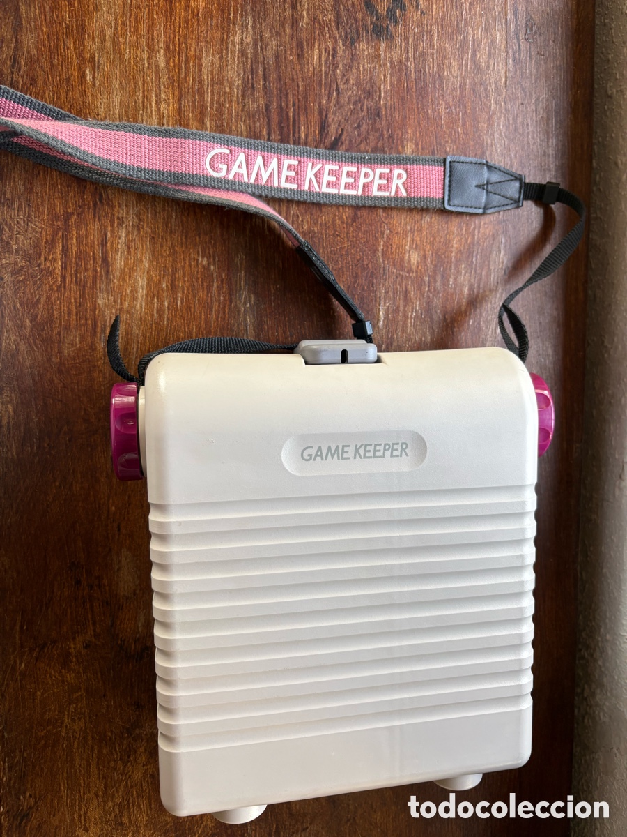 Videojuegos y consolas: Gameboy Skeleton + Gamekeeper + Games - Foto 4