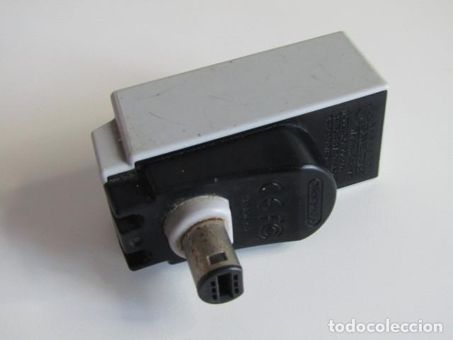 Videojuegos y consolas: RECEPTOR NINTENDO GAMECUBE WAVEBIRD WIRELESS USADO - Foto 3
