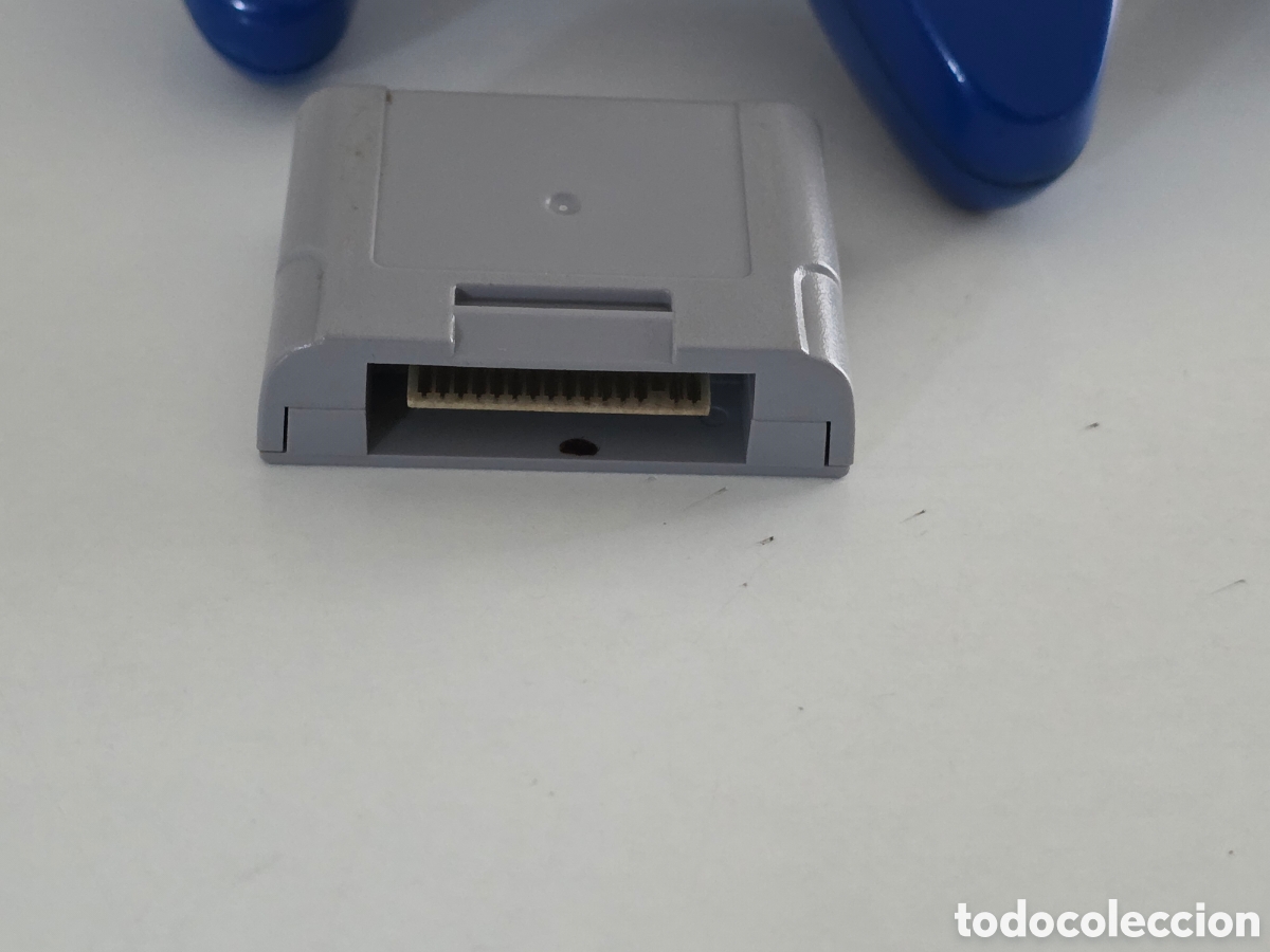 Videojuegos y consolas: mando nintendo 64 original azul + controller pak memoria - Foto 2