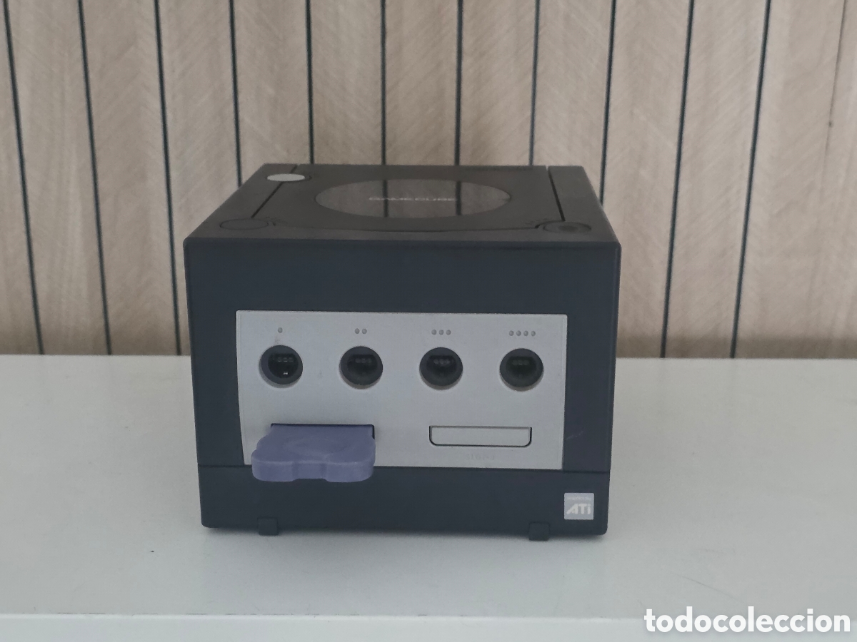 Videojuegos y Consolas: Nintendo GameCube original negra PAL Europa modelo DOL-001.
