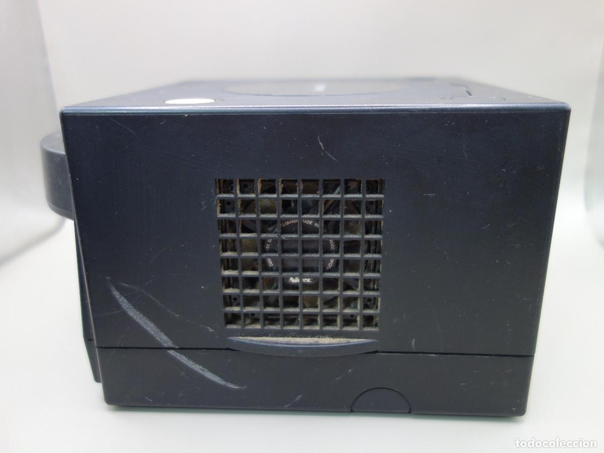 Videojuegos y consolas: CONSOLA NINTENDO GAMECUBE NEGRA - Foto 4